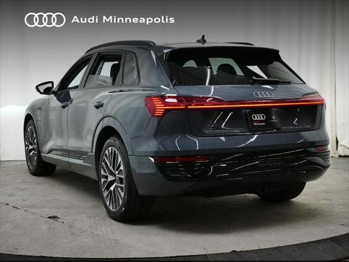 2024 Audi Q8 e-tron Premium Plus