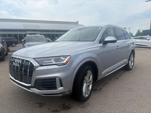 2022 Audi Q7 55 Premium Plus
