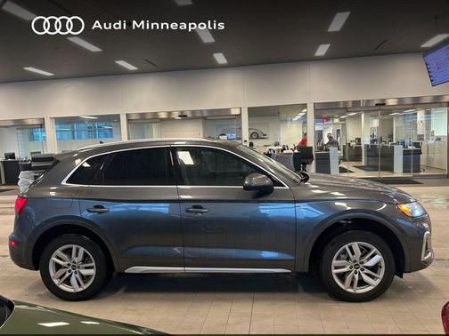 2023 Audi Q5 45 S line Premium
