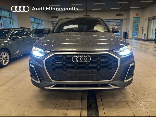 2023 Audi Q5 45 S line Premium