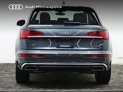 2023 Audi Q5 45 S line Premium