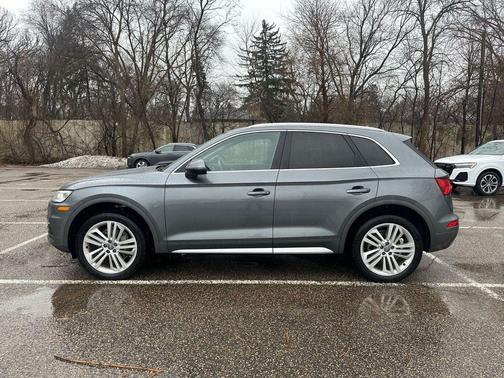 Monsoon Gray Metallic 2018 Audi Q5 2.0T Premium Plus