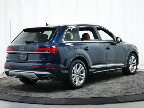 2025 Audi Q7 55 Prestige