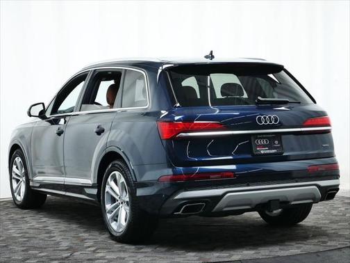 2025 Audi Q7 55 Prestige