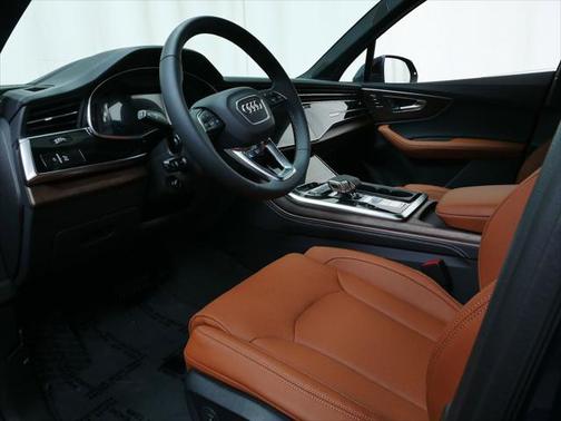 2025 Audi Q7 55 Prestige