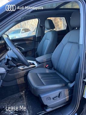 2025 Audi Q5 Premium TFSI quattro S tronic