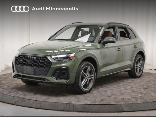 District Green Metallic 2023 Audi Q5 e 55 S line Premium Plus