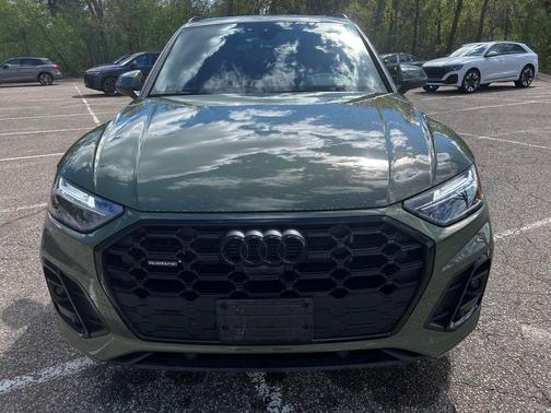 District Green Metallic 2023 Audi Q5 e 55 S line Premium Plus