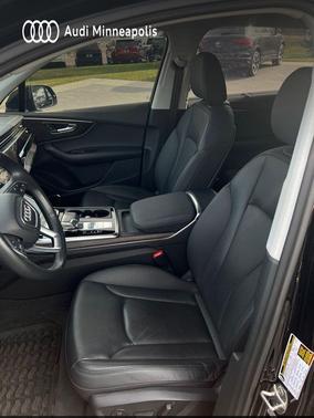 2023 Audi Q7 55 Prestige
