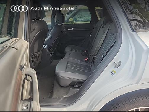 2024 Audi Q5 e 55 S line Premium Plus