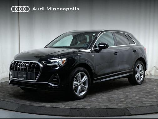 2023 Audi Q3 45 S line Premium Plus