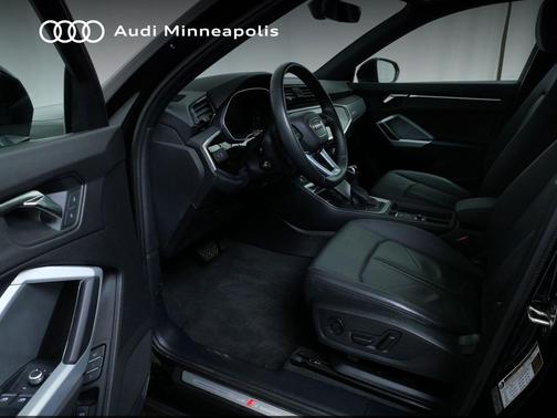 2023 Audi Q3 45 S line Premium Plus
