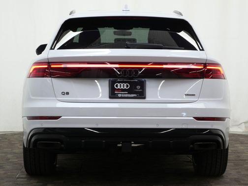 2026 Audi Q8 55 Premium Plus