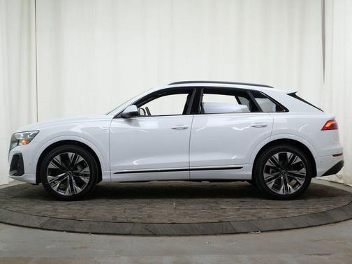 2026 Audi Q8 55 Premium Plus