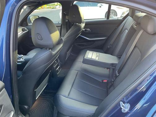 2021 BMW 330 xDrive