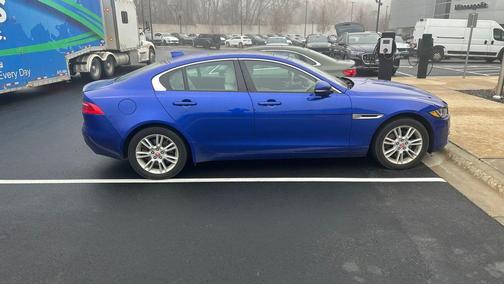2018 Jaguar XE 25t Premium