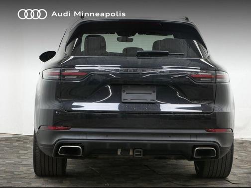 2022 Porsche Cayenne Cayenne