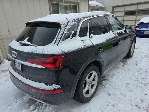 2023 Audi Q5 40 Premium