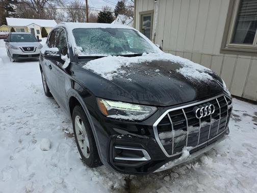 2023 Audi Q5 40 Premium