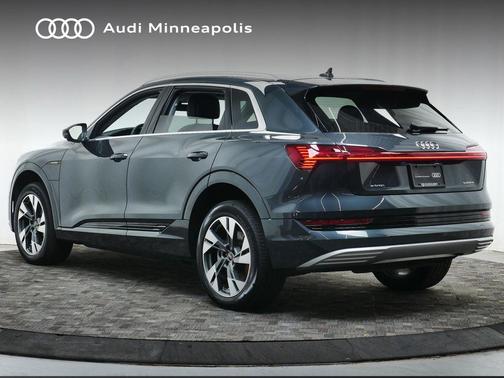 2023 Audi e-tron Premium Plus quattro