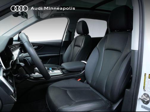 2021 Audi Q7 55 Prestige