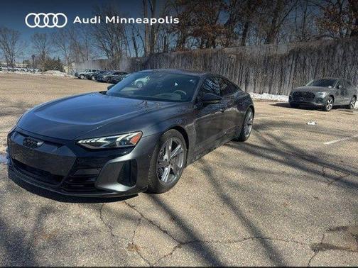 2023 Audi e-tron GT Prestige quattro