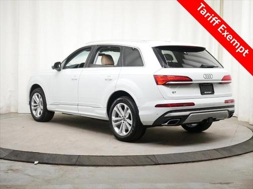 2025 Audi Q7 55 Premium Plus