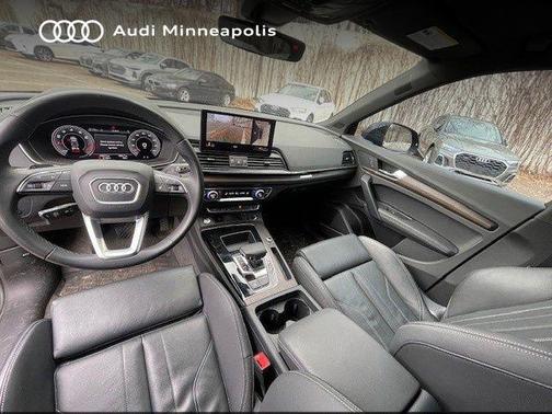 2023 Audi Q5 45 S line Premium Plus
