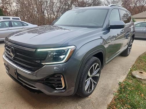 2024 Volkswagen Atlas 2.0T SEL Premium R-Line 4MOTION