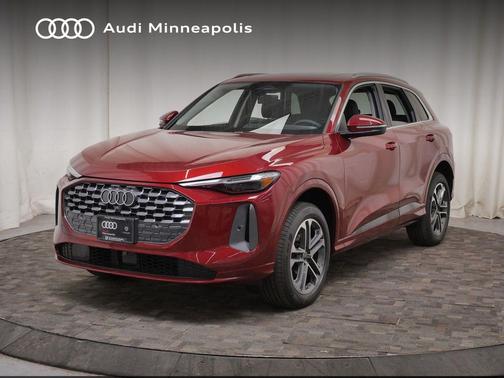 Grenadine Red Metallic 2026 Audi Q5 Premium Plus TFSI quattro S tronic