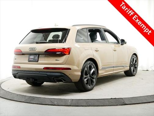 2025 Audi Q7 55 Prestige