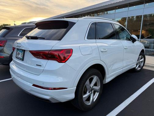 2022 Audi Q3 40 Premium Plus