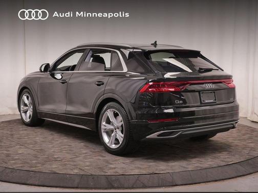 Mythos Black Metallic 2023 Audi Q8 55 Prestige