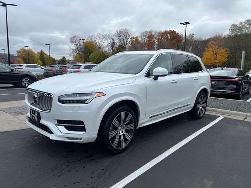 2021 Volvo XC90 T6 Inscription