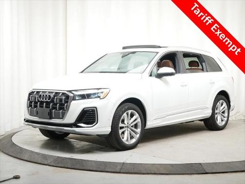 2025 Audi Q7 55 Premium Plus
