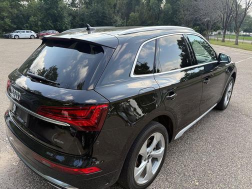 2023 Audi Q5 45 S line Premium Plus