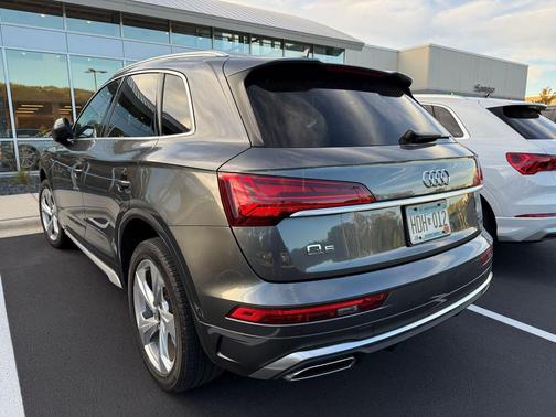 2022 Audi Q5 45 S line Prestige