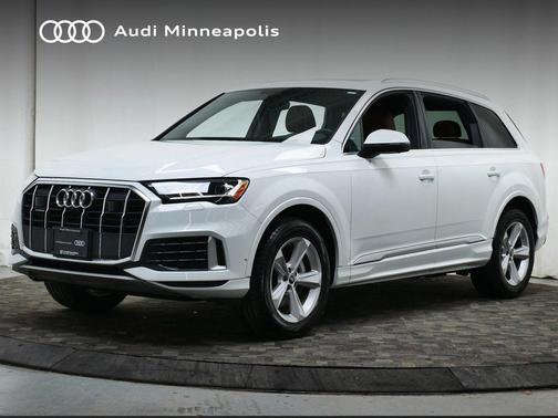 2023 Audi Q7 45 Premium