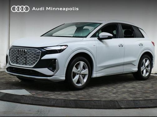 2024 Audi Q4 e-tron Premium Plus 55 quattro