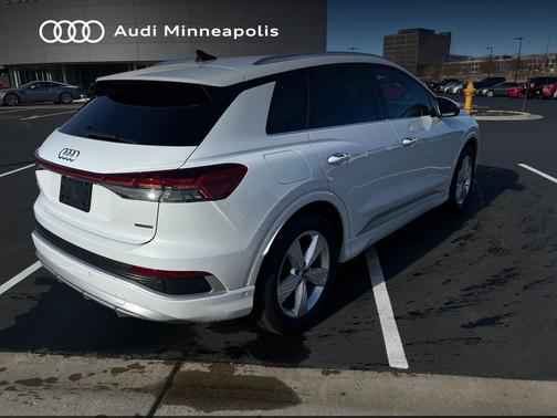 2024 Audi Q4 e-tron Premium Plus 55 quattro