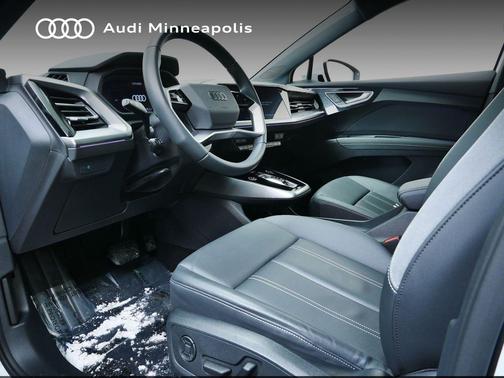 2024 Audi Q4 e-tron Premium Plus 55 quattro