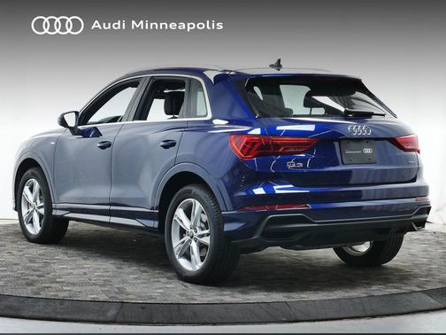 2024 Audi Q3 Premium 45 TFSI S line quattro Tiptronic