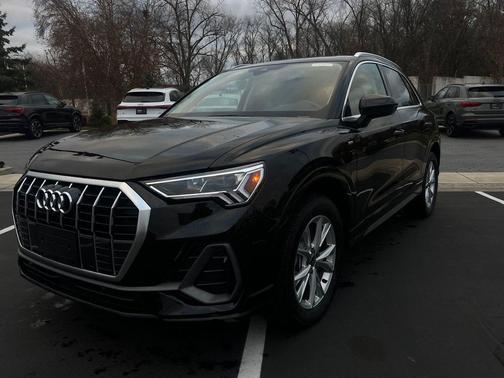 2025 Audi Q3 45 S line Premium Plus