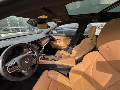 2020 Volvo V90 T6 Inscription