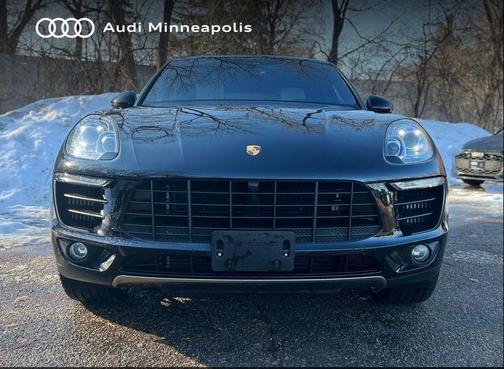 2016 Porsche Macan S