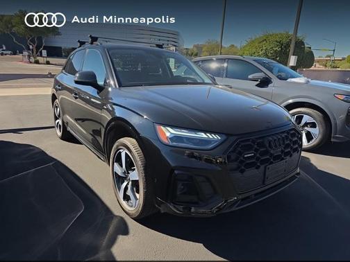 2023 Audi Q5 45 S line Prestige