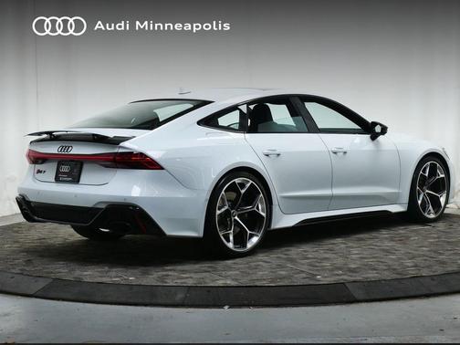 2024 Audi RS 7 4.0T Performance