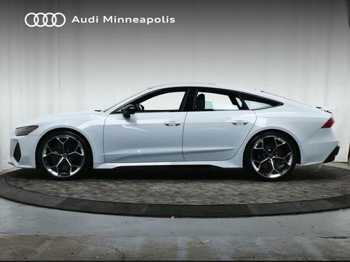 2024 Audi RS 7 4.0T Performance