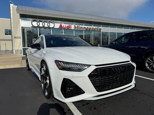 2024 Audi RS 7 4.0T Performance