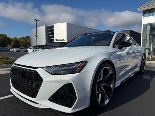 2024 Audi RS 7 4.0T Performance